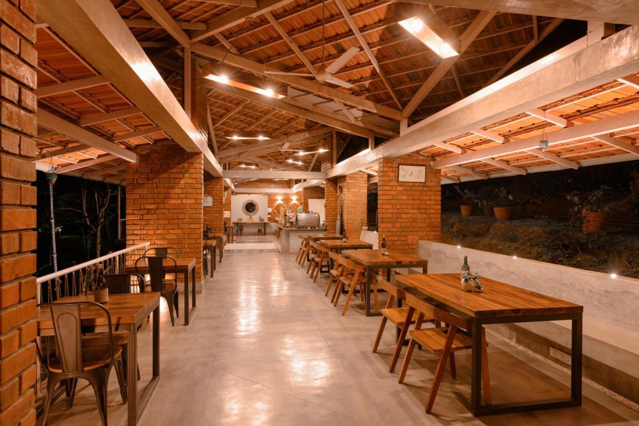 Estate Stay - Riverside Coffee Siddāpur Extérieur photo