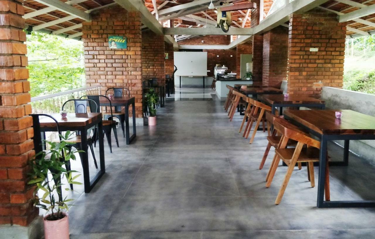 Estate Stay - Riverside Coffee Siddāpur Extérieur photo